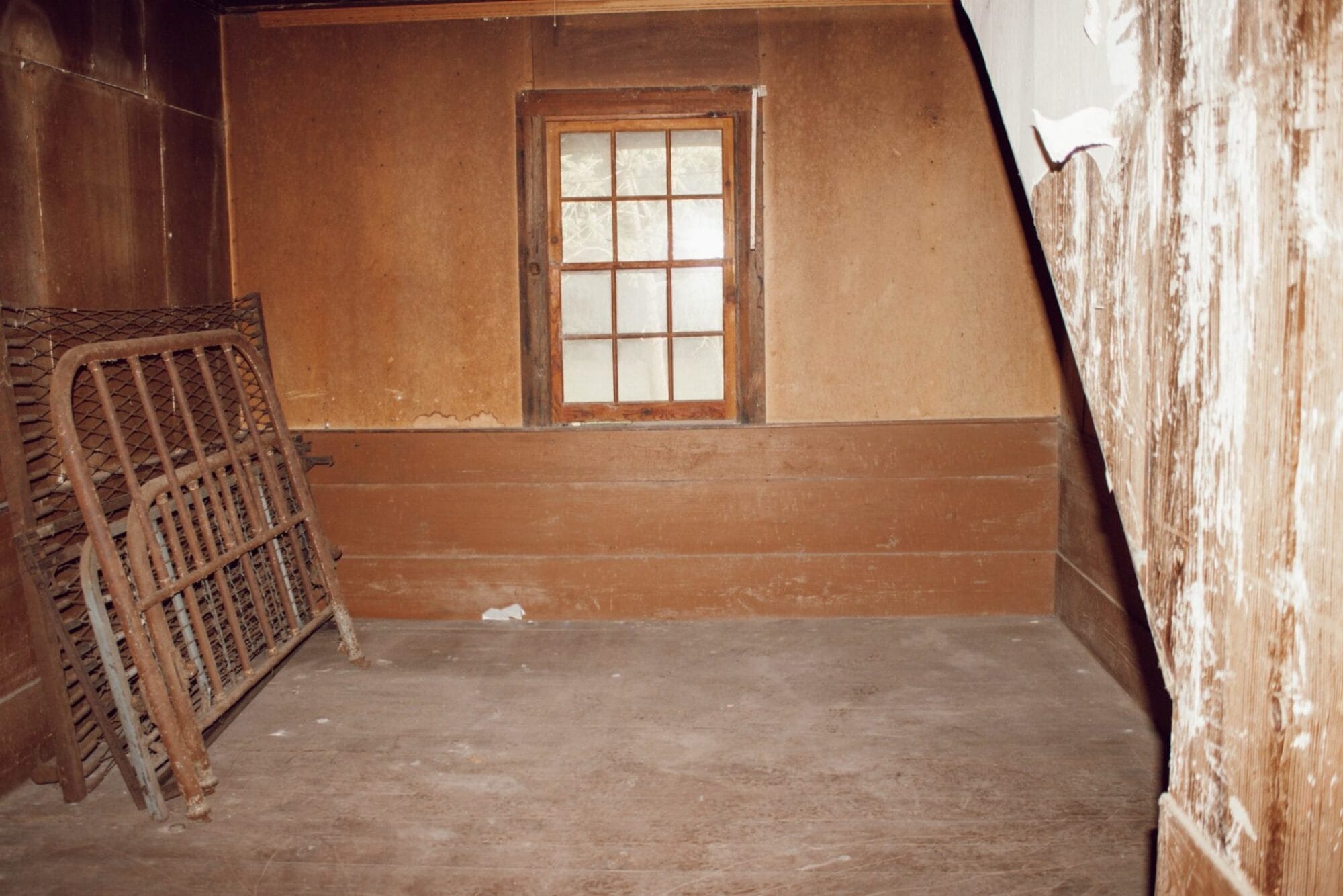 front bedroom of 1800's NC farmhouse before renovation