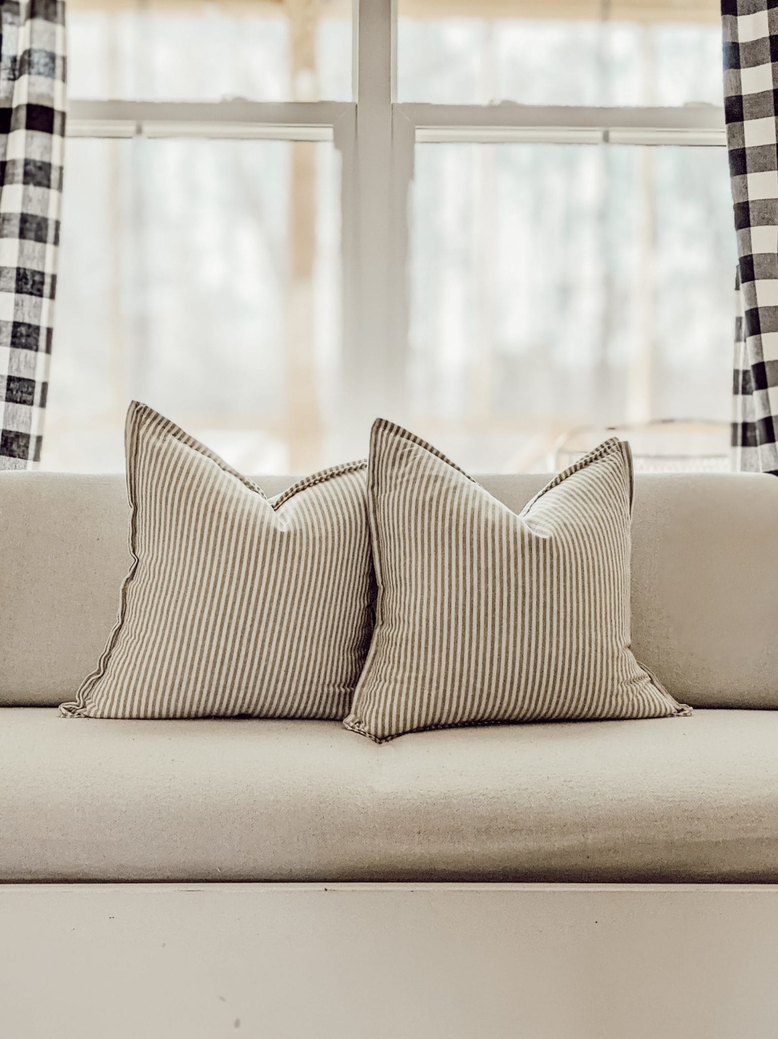DIY Cloth Napkin Pillow Covers