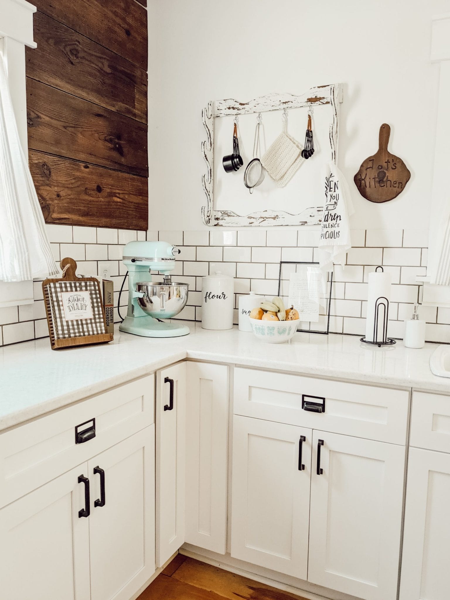 organized and decluttered farmhouse style kitchen