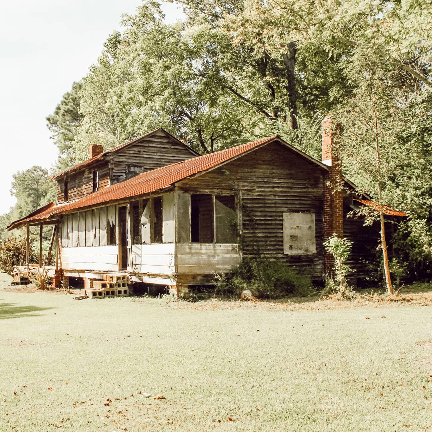historic NC farmhouse built in the 1800's