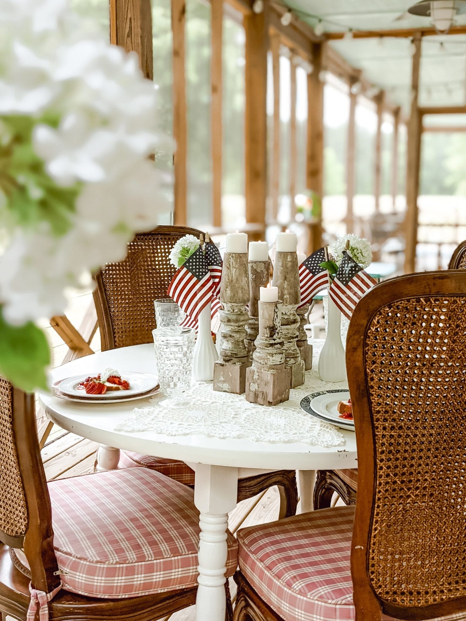 Memorial Day and 4th of July summer tablescape