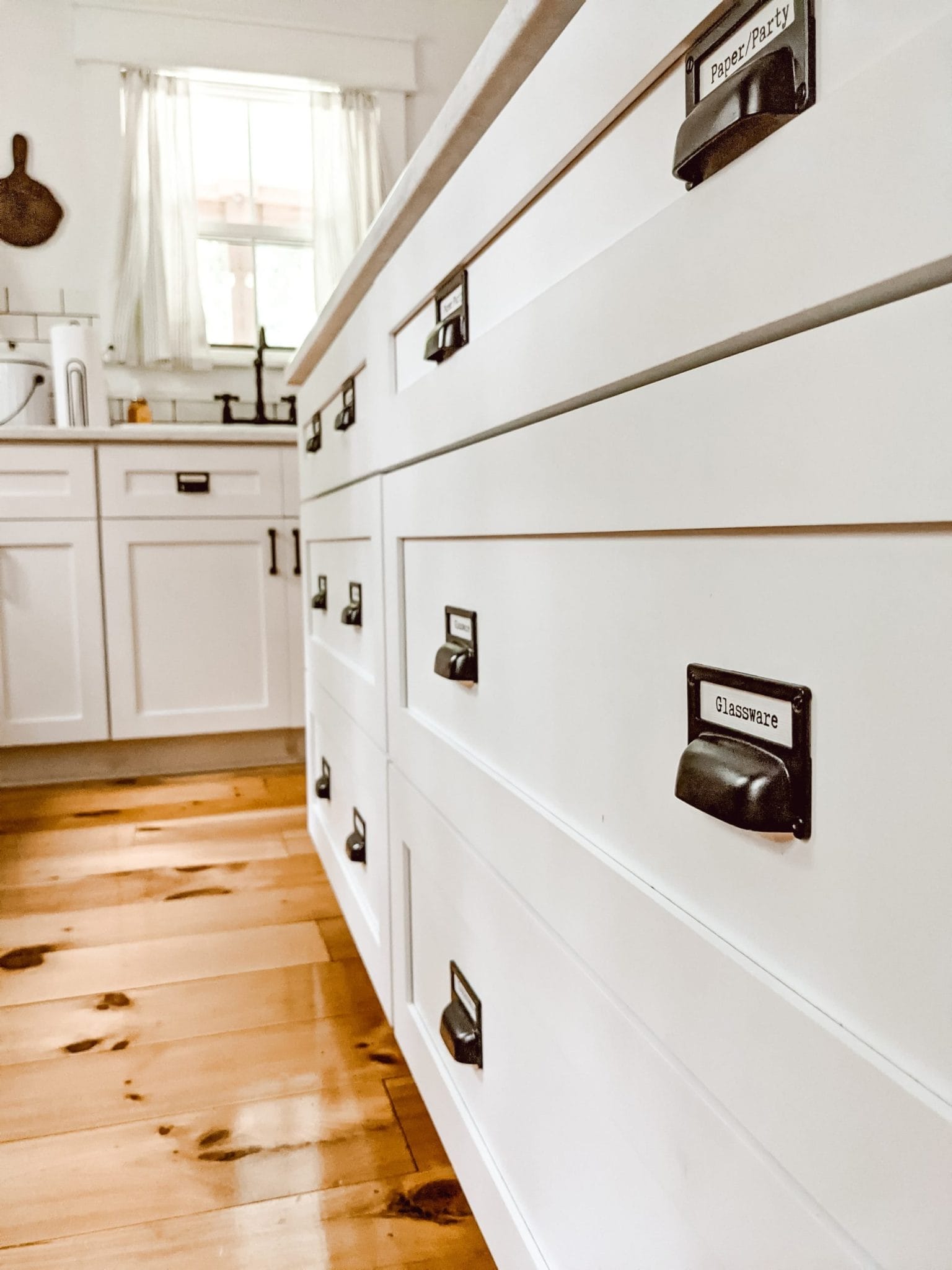 DIY Labels for Apothecary Style Drawer Pulls in the Kitchen