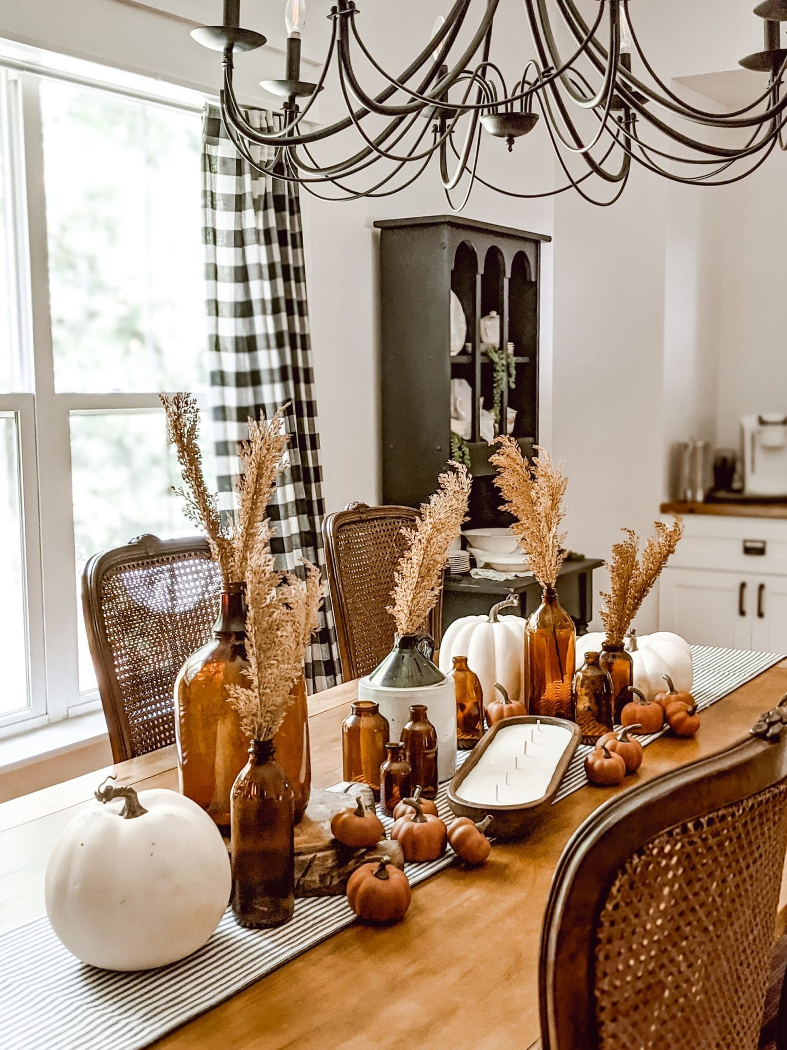 farmhouse fall tablescape