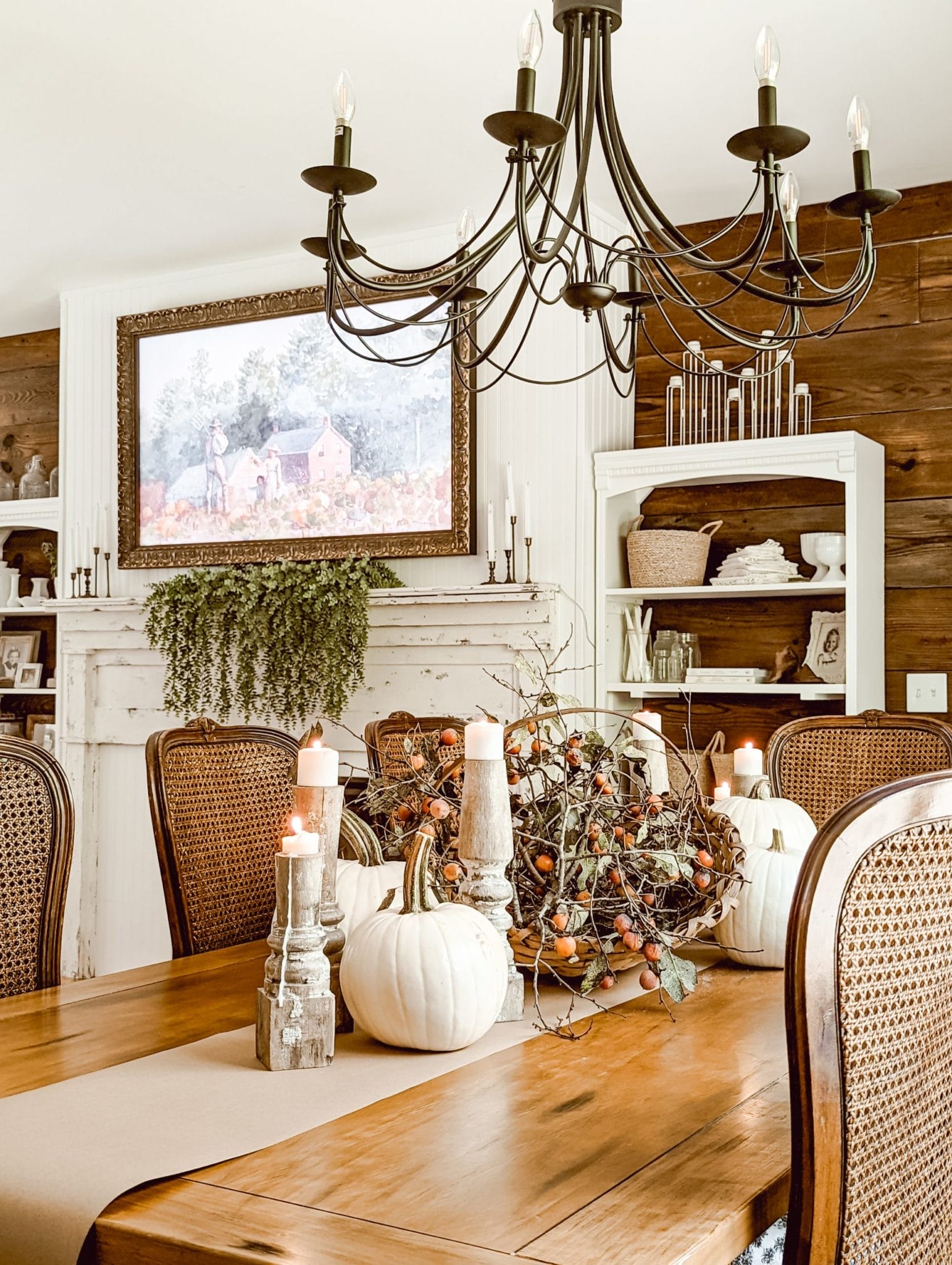 how to style an antique harvest basket for your farmhouse fall tablescape