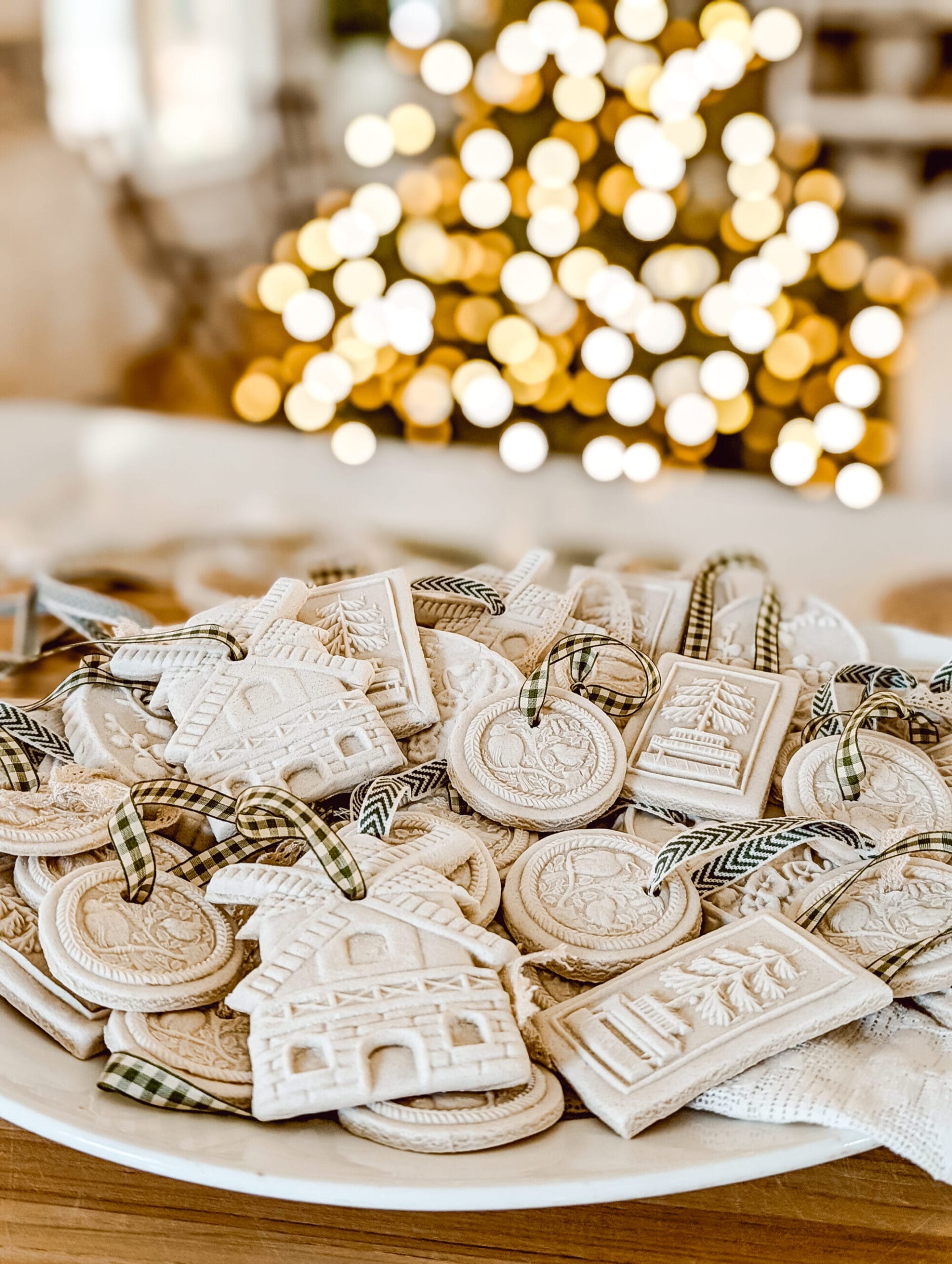 How to Make Fancy Salt Dough Christmas Ornaments - White and Woodgrain, image size:1928x2560